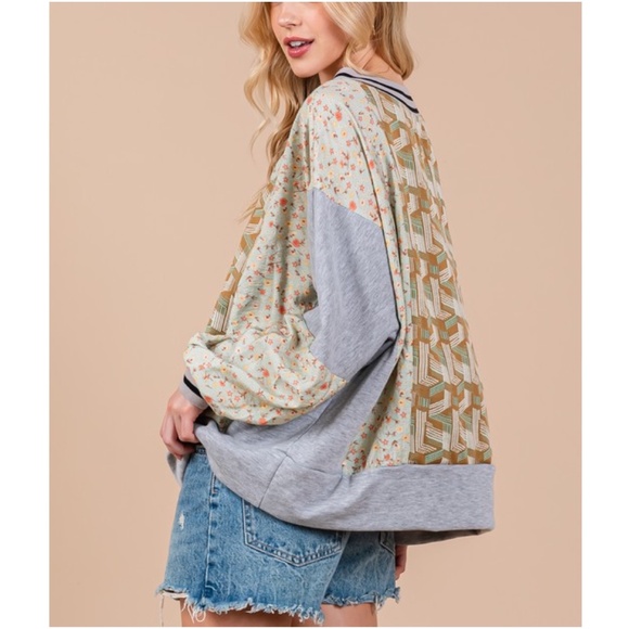 Ces Femme Cozy Floral Print V neck Cotton Oversized Long Sleeve Top - Picture 3 of 5